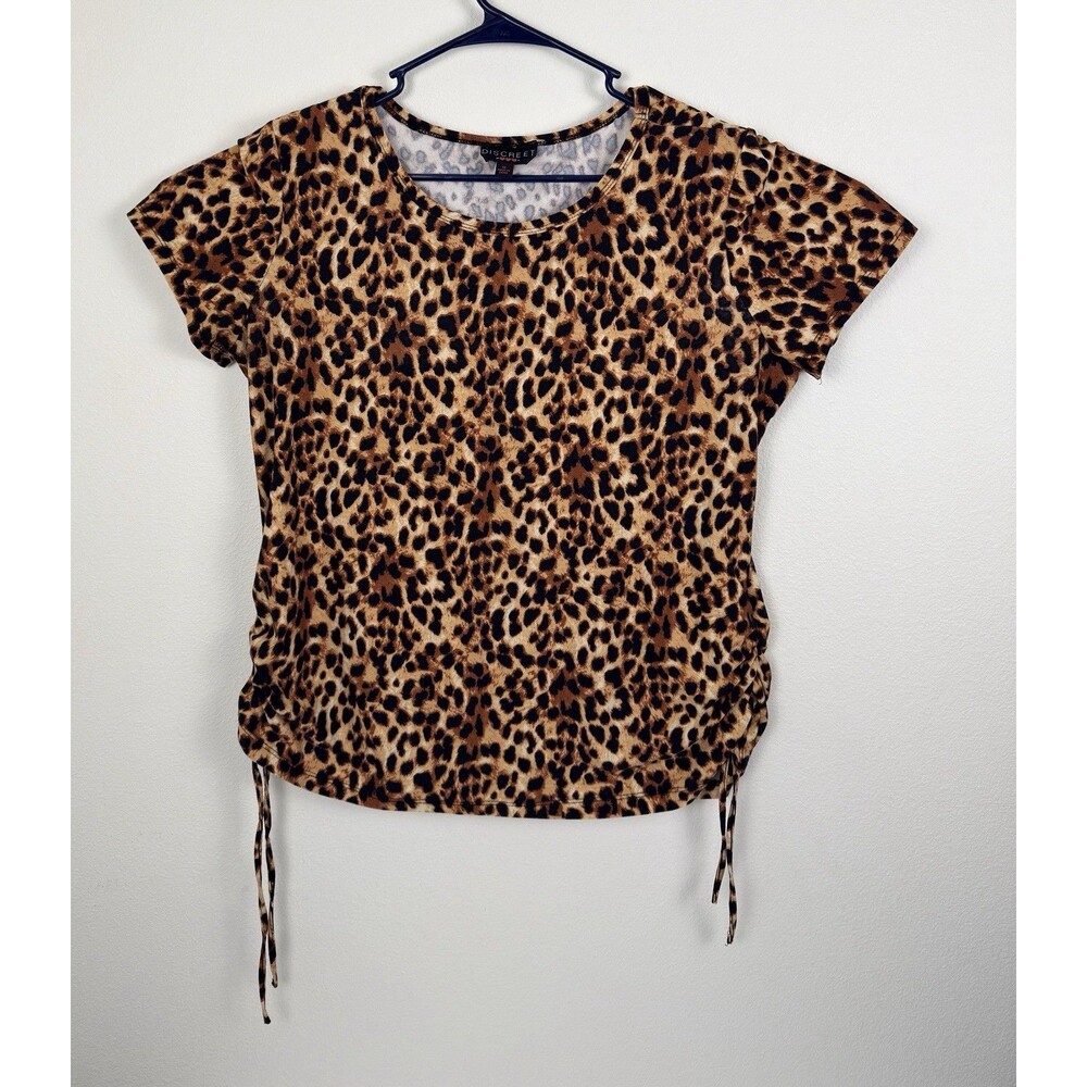 Discreet Women's 1X Leopard Print Side Drawstring Short Sleeve Top Plus Size